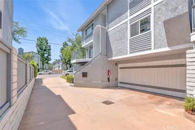 2117 Grant Avenue, Redondo Beach, CA 90278 - Photo 2