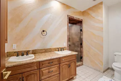 10768 Wheatland, Shadow Hills, CA 91040 - Photo 30