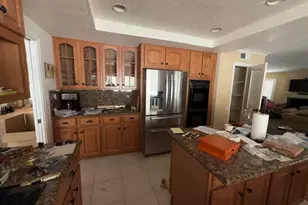 1021 Wolverton, Glendale, CA 91207 - Photo 12