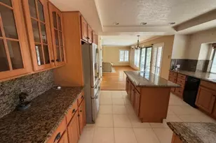 1021 Wolverton, Glendale, CA 91207 - Photo 6