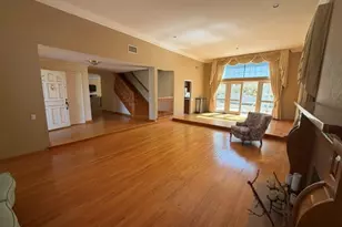1021 Wolverton, Glendale, CA 91207 - Photo 4