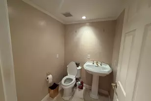 1021 Wolverton, Glendale, CA 91207 - Photo 14
