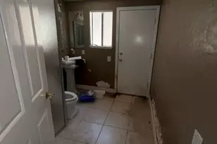 1021 Wolverton, Glendale, CA 91207 - Photo 8
