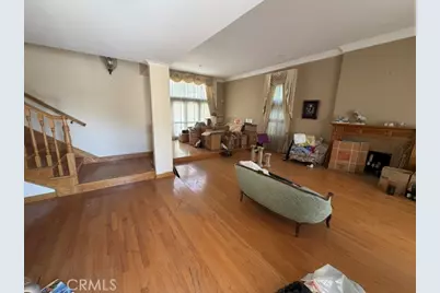 1021 Wolverton, Glendale, CA 91207 - Photo 2