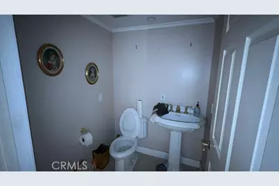 1021 Wolverton, Glendale, CA 91207 - Photo 6