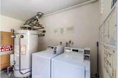 11341 Victory Boulevard, North Hollywood, CA 91606 - Photo 12