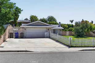 30300 Jasmine Valley, Canyon Country, CA 91387 - Photo 2
