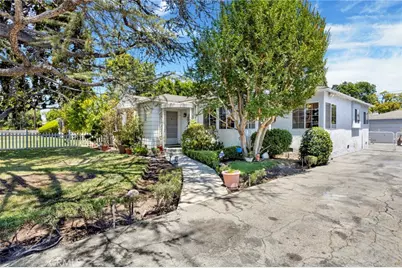 5438 Radford Avenue, Valley Village, CA 91607 - Photo 2