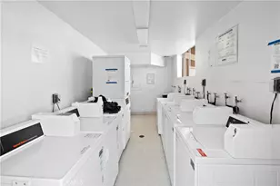 10757 Hortense, North Hollywood, CA 91602 - Photo 18