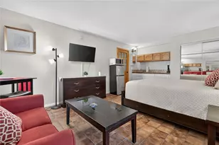 1350 E Tujunga, Burbank, CA 91501 - Photo 8
