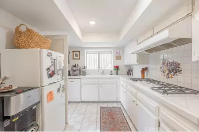 1350 E Tujunga, Burbank, CA 91501 - Photo 18