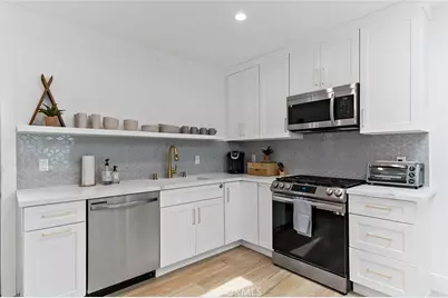 618 N Pass, Burbank, CA 91505 - Photo 24