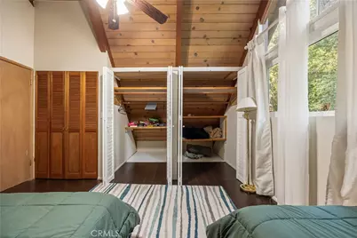 225 Fremont, Lake Arrowhead, CA 92352 - Photo 32