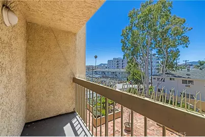 5143 Bakman Avenue #320, North Hollywood, CA 91601 - Photo 8