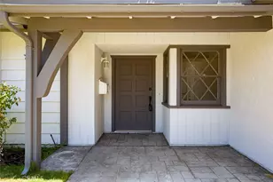 16509 Shamhart, Granada Hills, CA 91344 - Photo 6