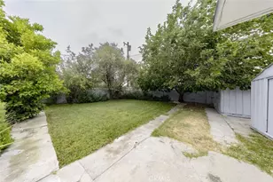 7907 Satsuma, Los Angeles, CA 91352 - Photo 36