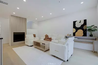 15044 Nordhoff Street #8, North Hills, CA 91343 - Photo 2