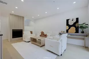 15044 Nordhoff St, North Hills, CA 91343 - Photo 2