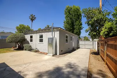 151 S Parish, Burbank, CA 91506 - Photo 26