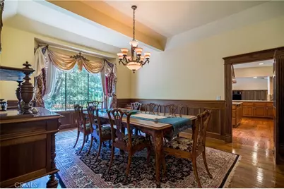 375 Berkshire Avenue, La Canada Flintridge, CA 91011 - Photo 22