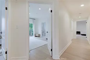 565 E San Jose, Burbank, CA 91501 - Photo 24