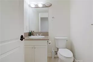 565 E San Jose, Burbank, CA 91501 - Photo 20