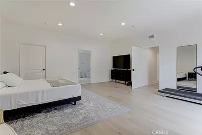 565 E San Jose #Ph1, Burbank, CA 91501 - Photo 34