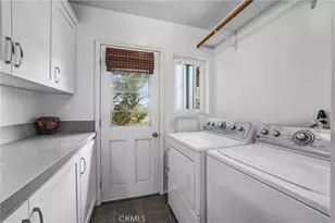 824 Stanford Rd, Burbank, CA 91504 - Photo 32