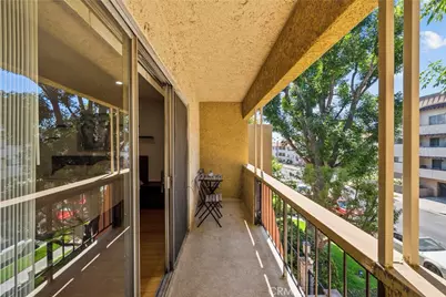 17809 Margate, Encino, CA 91316 - Photo 24