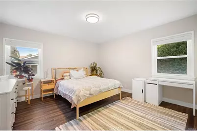 505 Cambridge Drive, Burbank, CA 91504 - Photo 12