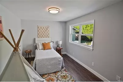 505 Cambridge Drive, Burbank, CA 91504 - Photo 14