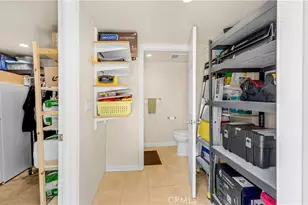 1232 E Elmwood Ave, Burbank, CA 91501 - Photo 52