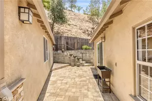 1232 E Elmwood Ave, Burbank, CA 91501 - Photo 40