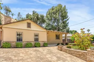 1232 E Elmwood Ave, Burbank, CA 91501 - Photo 2