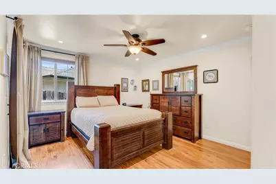 1232 E Elmwood Avenue, Burbank, CA 91501 - Photo 18