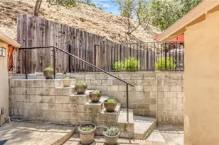 1232 E Elmwood Ave, Burbank, CA 91501 - Photo 46