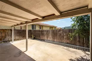 2520 Montrose Ave, Montrose, CA 91020 - Photo 18