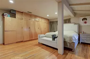 7792 Shadyspring, Burbank, CA 91504 - Photo 12