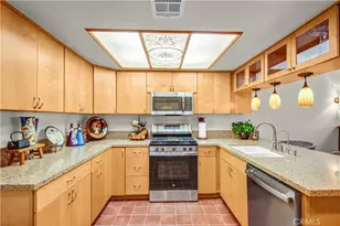 2607 Dove Creek Ln, Pasadena, CA 91107 - Photo 16