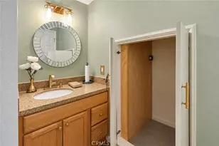 2607 Dove Creek Ln, Pasadena, CA 91107 - Photo 18