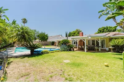 19240 Knapp Street, Northridge, CA 91324 - Photo 38