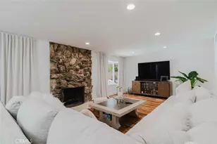 19240 Knapp St, Northridge, CA 91324 - Photo 10