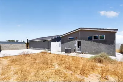 11152 E Avenue V12, Littlerock, CA 93543 - Photo 14