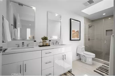 11490 Cumpston Street, North Hollywood, CA 91601 - Photo 20