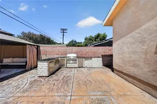 14930 Hartland St, Van Nuys, CA 91405 - Photo 42