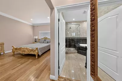 14930 Hartland Street, Van Nuys, CA 91405 - Photo 34