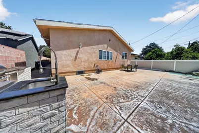 14930 Hartland Street, Van Nuys, CA 91405 - Photo 44