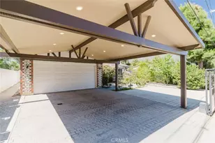 7305 Verdugo Crestline Dr, Tujunga, CA 91042 - Photo 2