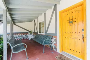 7305 Verdugo Crestline Dr, Tujunga, CA 91042 - Photo 6