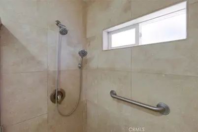 19000 Strathern, Reseda, CA 91335 - Photo 20